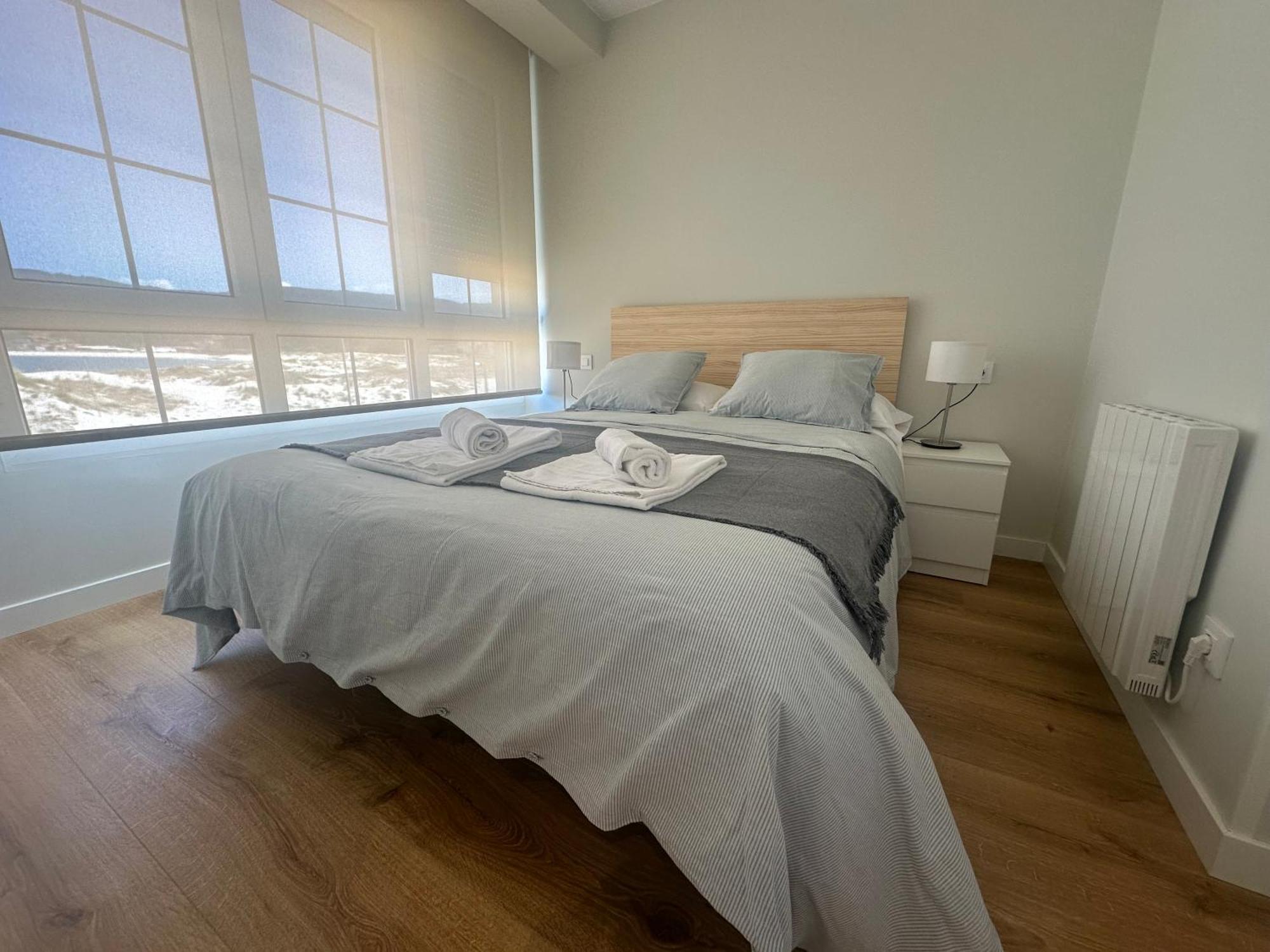 A Terraza Pequena By Oktheway Apartment Laxe Bagian luar foto