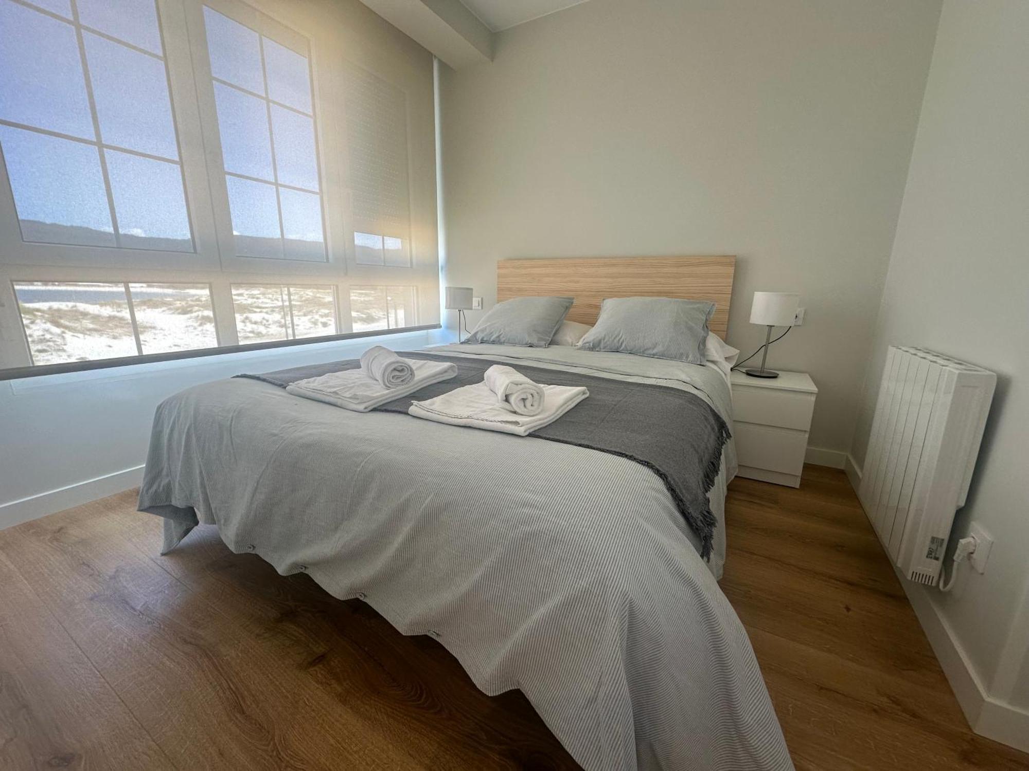 A Terraza Pequena By Oktheway Apartment Laxe Bagian luar foto